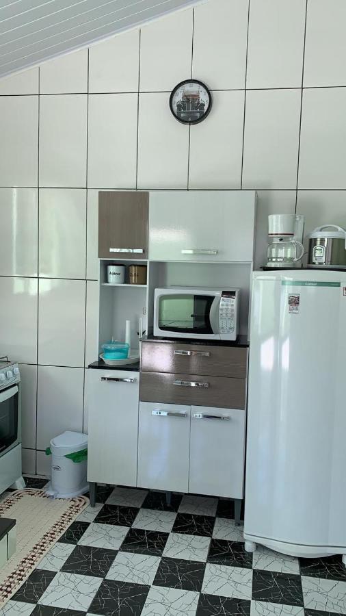 Casa, 1 Quadra Da Praia. Holiday home Ilha Comprida